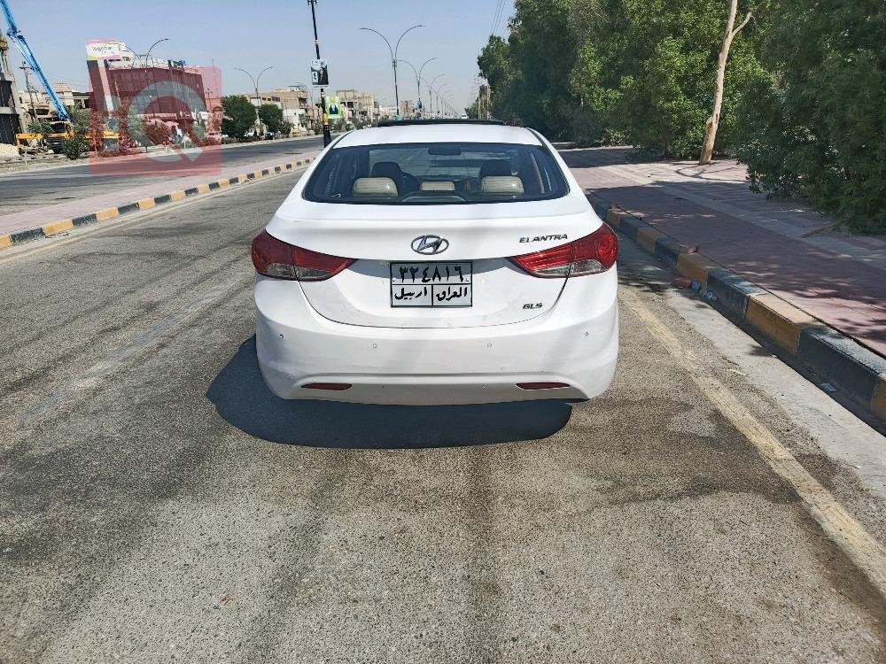 هیوندای ئەلەنترا